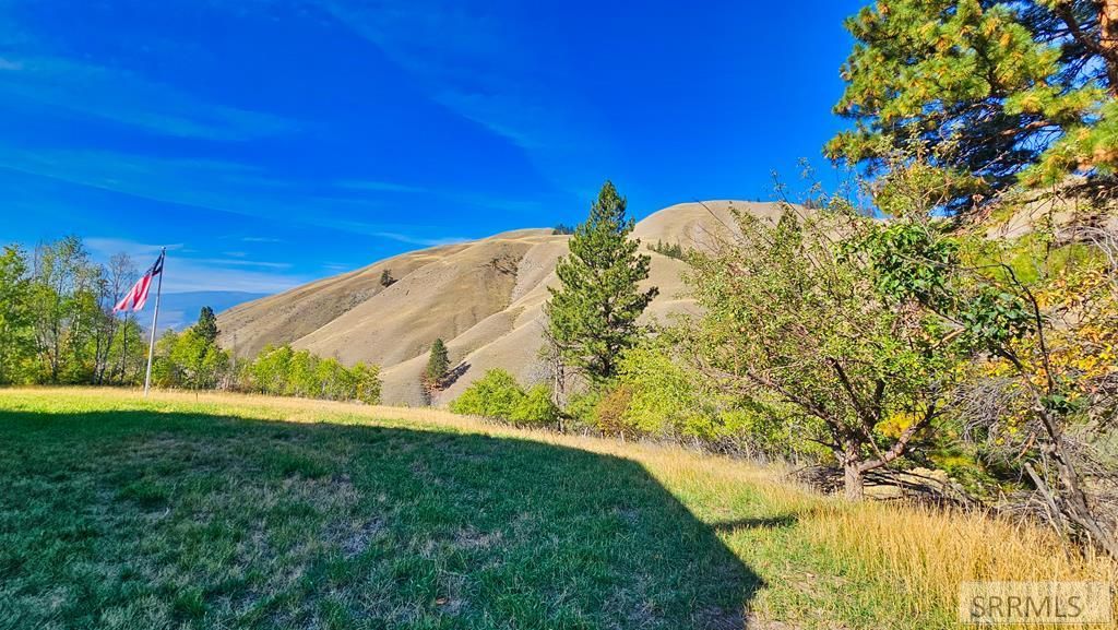 Image 23 of property listing at 53 Runnin Bear Road, Carmen, ID 83462