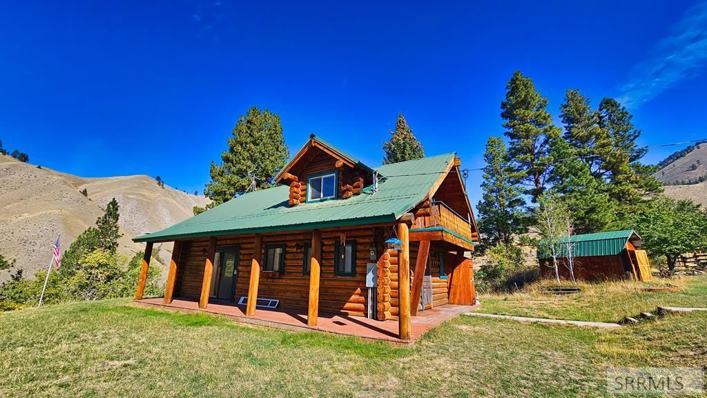 Image 29 of property listing at 53 Runnin Bear Road, Carmen, ID 83462