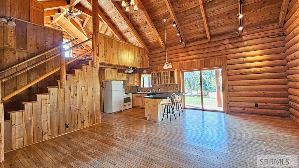 Image 38 of property listing at 53 Runnin Bear Road, Carmen, ID 83462