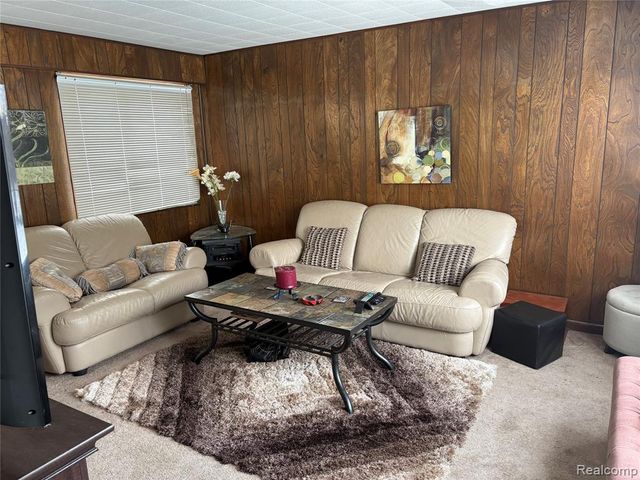 18510 George Washington Drive, Southfield, MI 48075