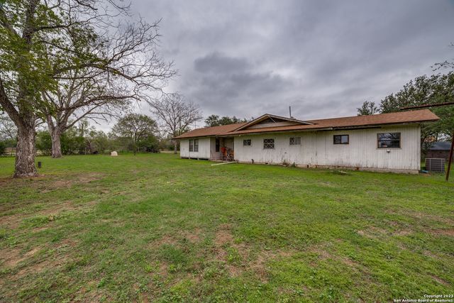 2660 W JETT RD, San Antonio, TX 78264