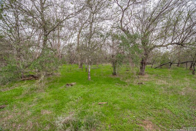 2660 W JETT RD, San Antonio, TX 78264