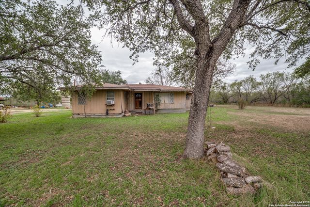 2660 W JETT RD, San Antonio, TX 78264