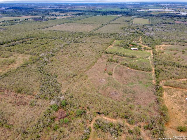 2660 W JETT RD, San Antonio, TX 78264