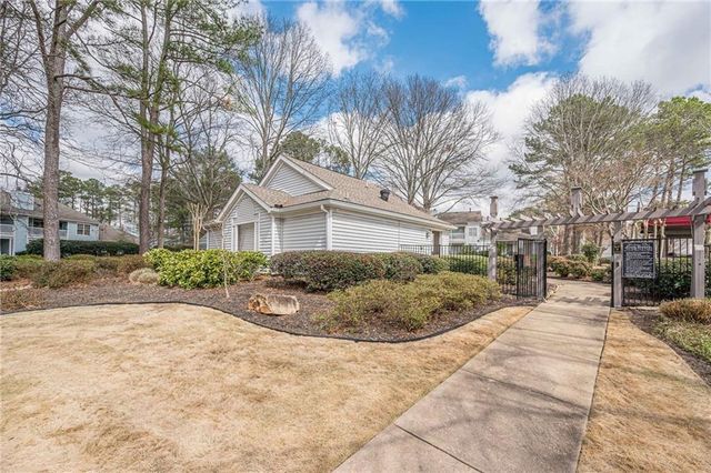 6034 Coventry Circle, Alpharetta, GA 30004