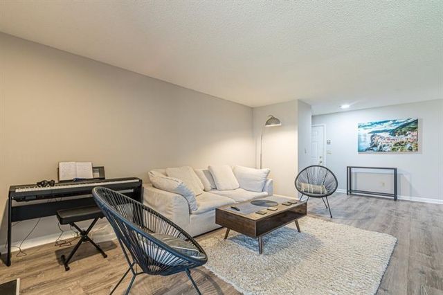 6034 Coventry Circle, Alpharetta, GA 30004