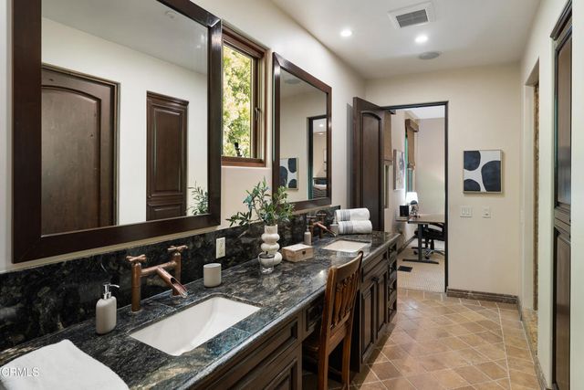 5065 Indianola Way, La Canada Flintridge, CA 91011