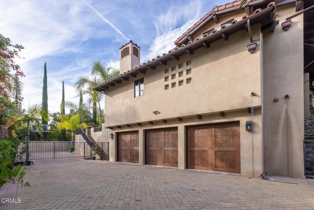 5065 Indianola Way, La Canada Flintridge, CA 91011