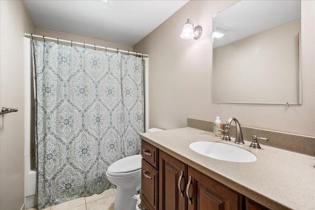 26 Rugg Avenue, Milton, VT 05468