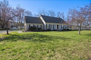 26 Rugg Avenue, Milton, VT 05468
