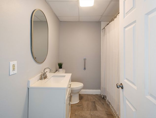 83 Merrimac St, Woburn, MA 01801
