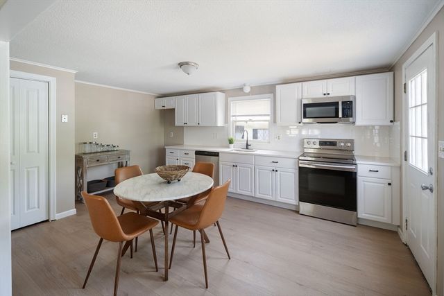 83 Merrimac St, Woburn, MA 01801