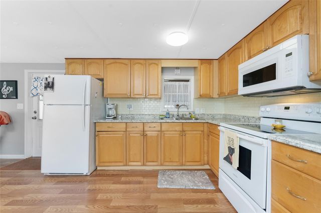 7571 SILAGE CIRCLE, Port Charlotte, FL 33981