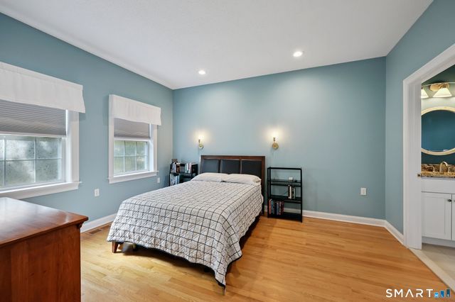 1 Magnolia Circle 1, Farmington, CT 06032