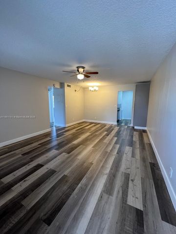 9992 Twin Lakes Dr 35-H, Coral Springs, FL 33071