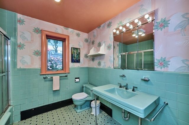 119 Rawson Rd, Brookline, MA 02445