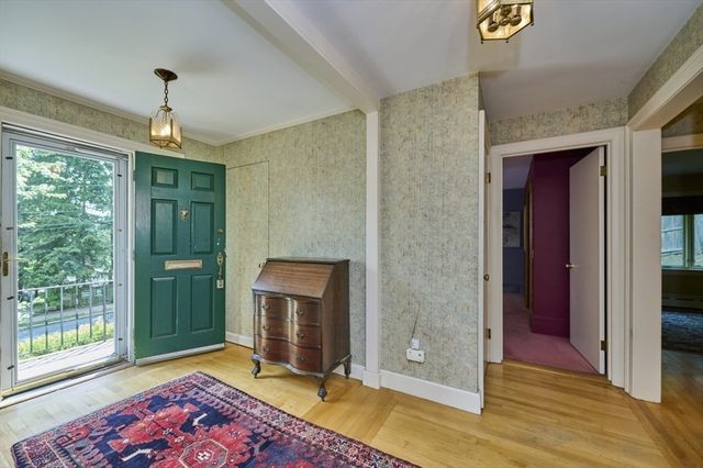 119 Rawson Rd, Brookline, MA 02445