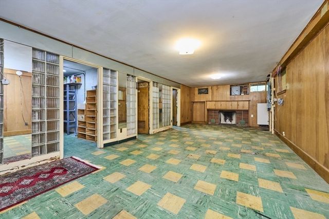 119 Rawson Rd, Brookline, MA 02445
