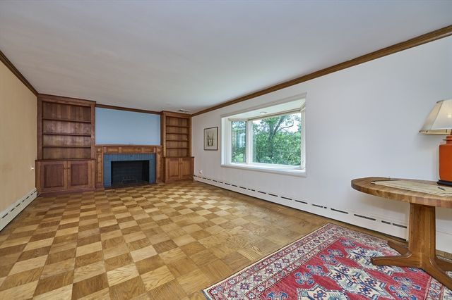 119 Rawson Rd, Brookline, MA 02445