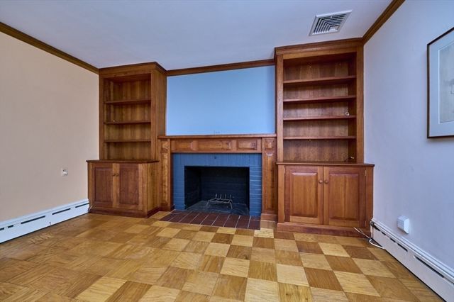 119 Rawson Rd, Brookline, MA 02445