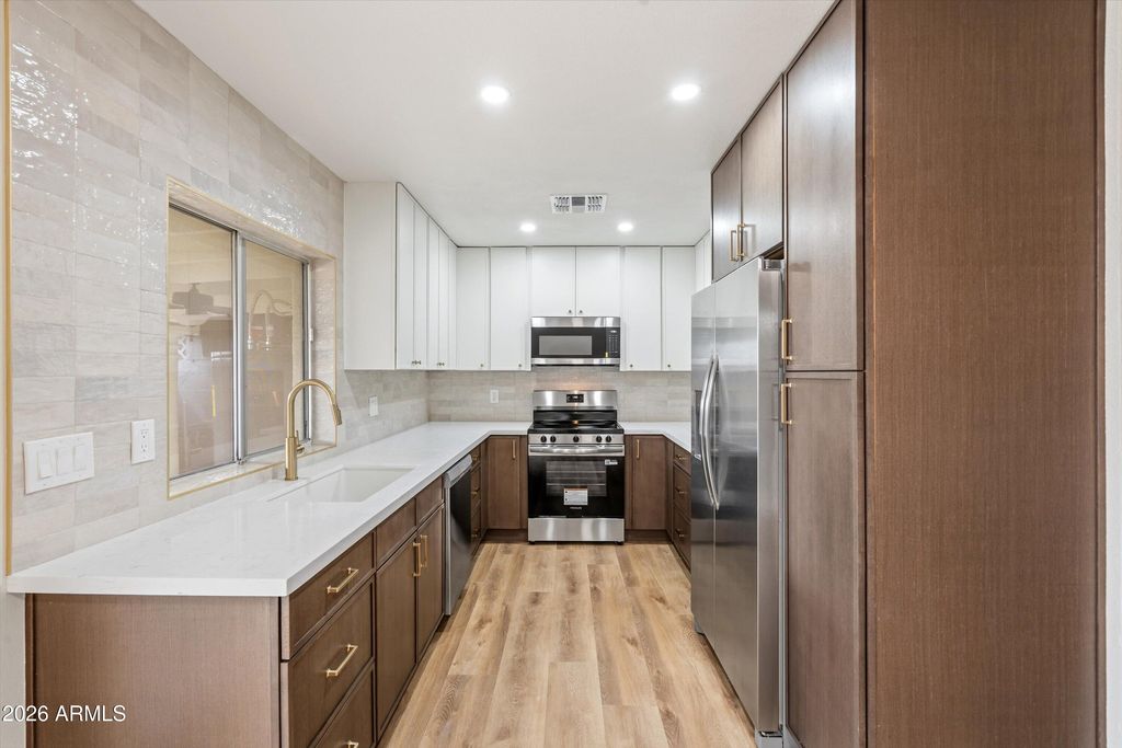 4751 W PALMAIRE Avenue, Glendale, AZ 85301 — exterior