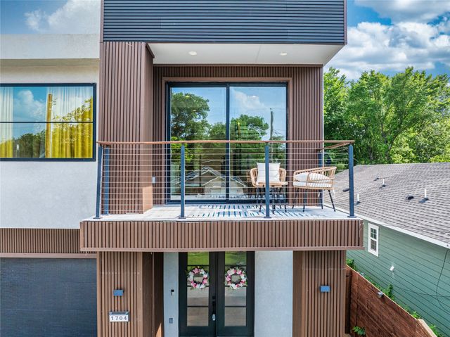 1704 McBroom Street, Dallas, TX 75212