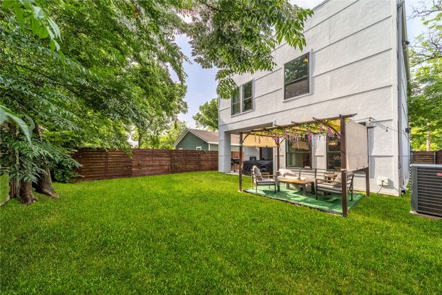 1704 McBroom Street, Dallas, TX 75212