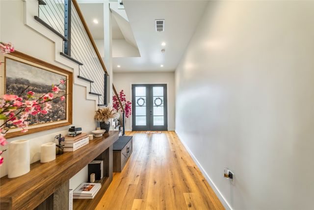 1704 McBroom Street, Dallas, TX 75212