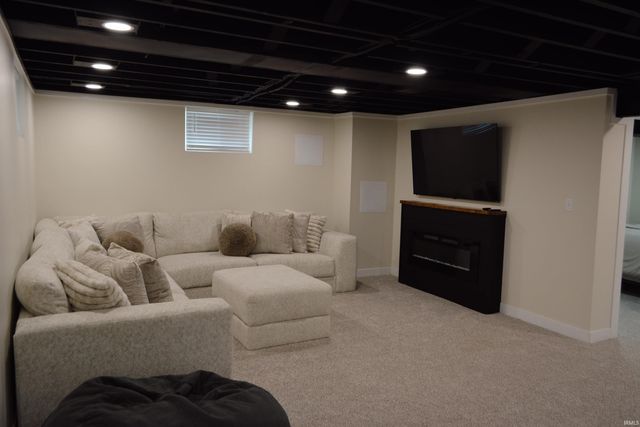 6016 Feltman Drive, Evansville, IN 47711