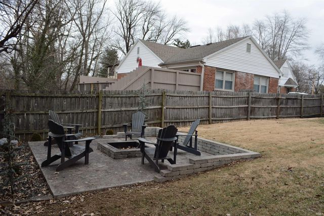 6016 Feltman Drive, Evansville, IN 47711