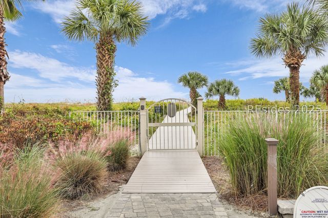 21 S Forest Beach Dr Apt 231, Hilton Head Island, SC 29928