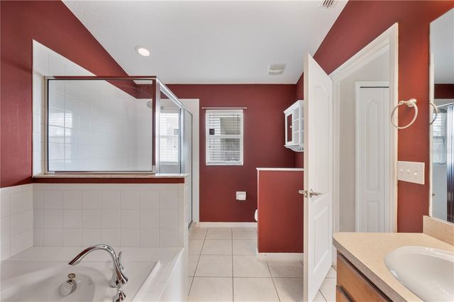 7256 TWIN CEDAR LANE, Lakeland, FL 33810