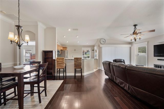 7256 TWIN CEDAR LANE, Lakeland, FL 33810