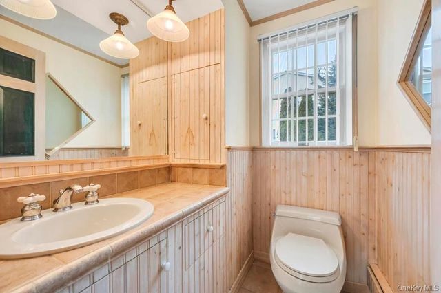 136 Harrison Avenue, Bethpage, NY 11714