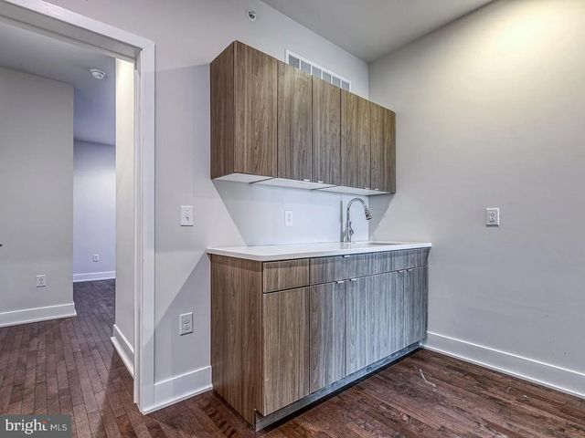 1314-00 N FRONT ST, Philadelphia, PA 19122