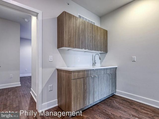 1314-00 N FRONT ST, Philadelphia, PA 19122