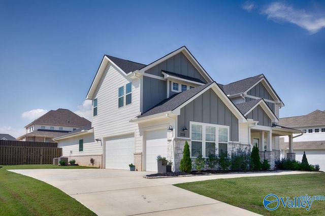 8107 Goose Ridge Drive, Owens Cross Roads, AL 35763