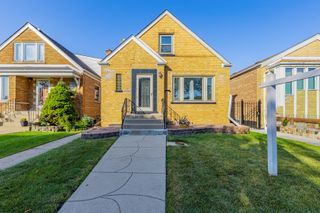 6724 S Kolin Avenue, Chicago, IL 60629