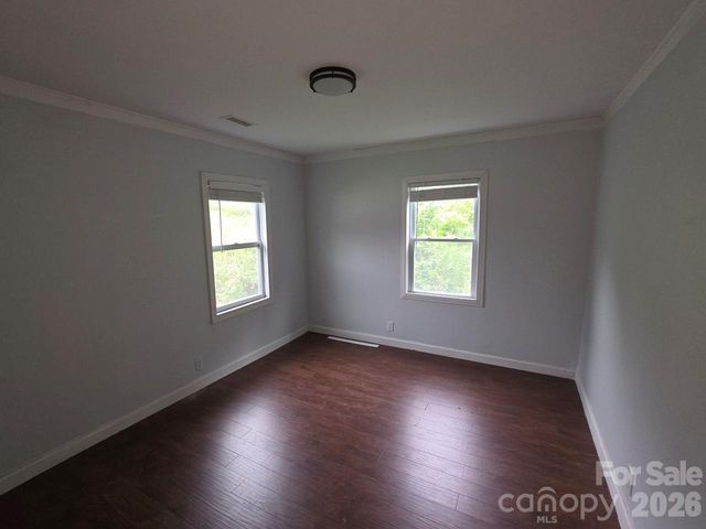 2700 226 Highway S, Marion, NC 28752