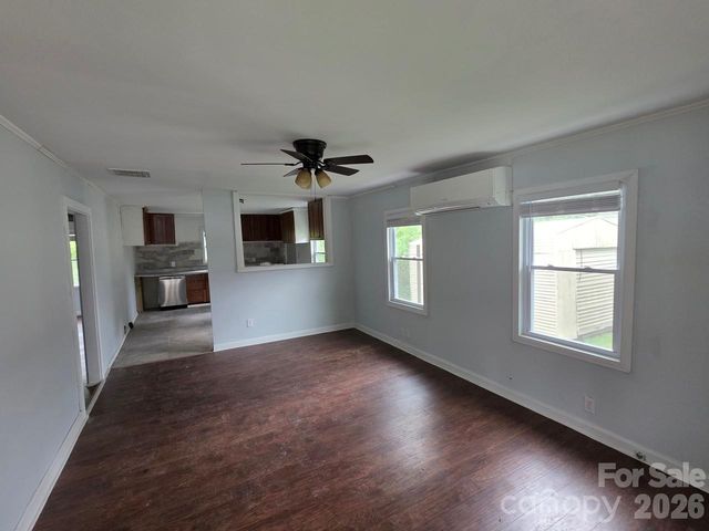 2700 226 Highway S, Marion, NC 28752