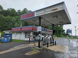 2700 226 Highway S, Marion, NC 28752