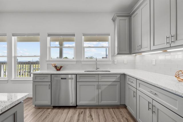 118 22nd Street, San Leon, TX 77539