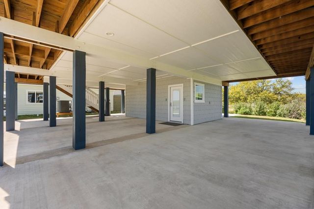 118 22nd Street, San Leon, TX 77539