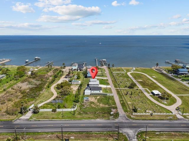 118 22nd Street, San Leon, TX 77539