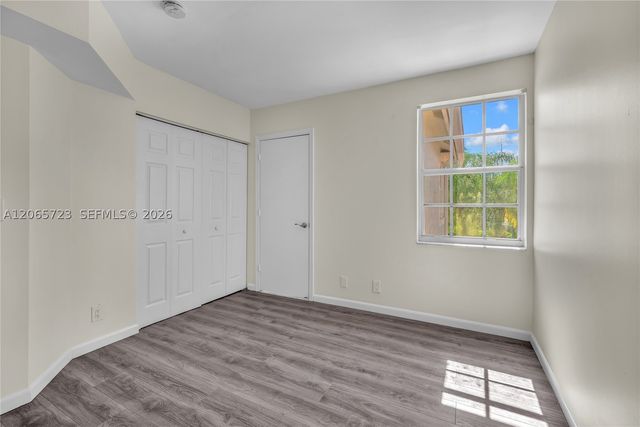 3698 San Simeon Cir, Weston, FL 33331