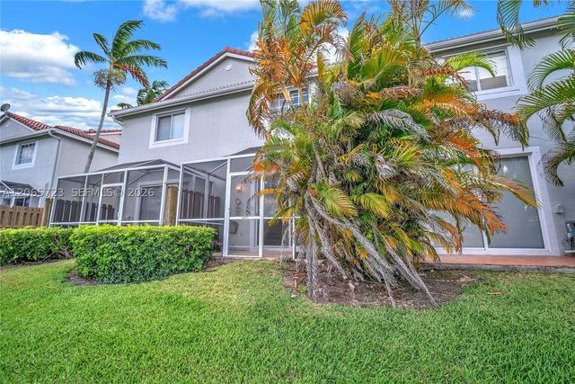 3698 San Simeon Cir, Weston, FL 33331