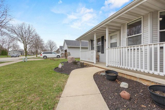 1921 CEIL STREET, Little Chute, WI 54140