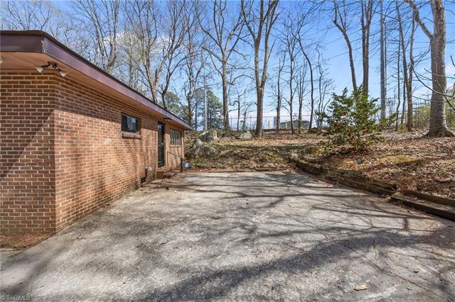 828 Martin Luther King Jr Drive, Asheboro, NC 27203