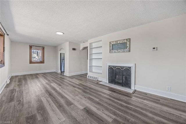 828 Martin Luther King Jr Drive, Asheboro, NC 27203