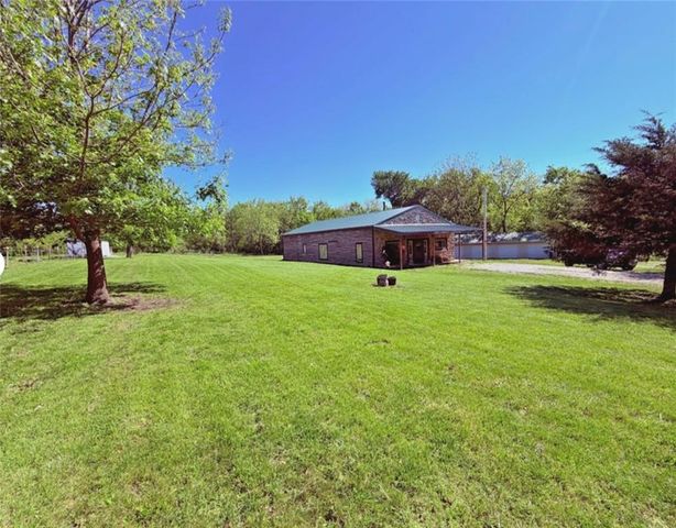 977 NW 1651 Road, Bates City, MO 64011